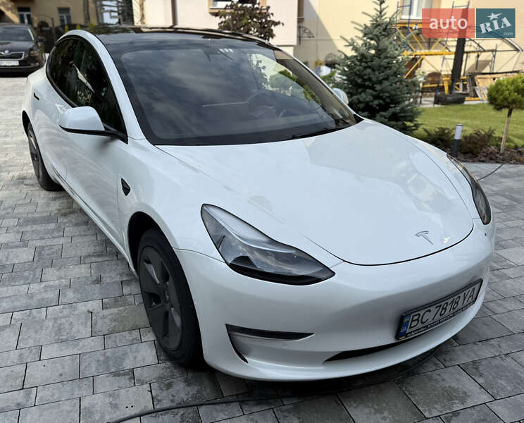 Седан Tesla Model 3 2021 в Львові фото 21 Седан Tesla Model 3 2021 в Львові