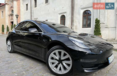 Седан Tesla Model 3 2018 в 