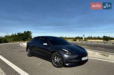 Седан Tesla Model 3 2022 в Кривом Роге