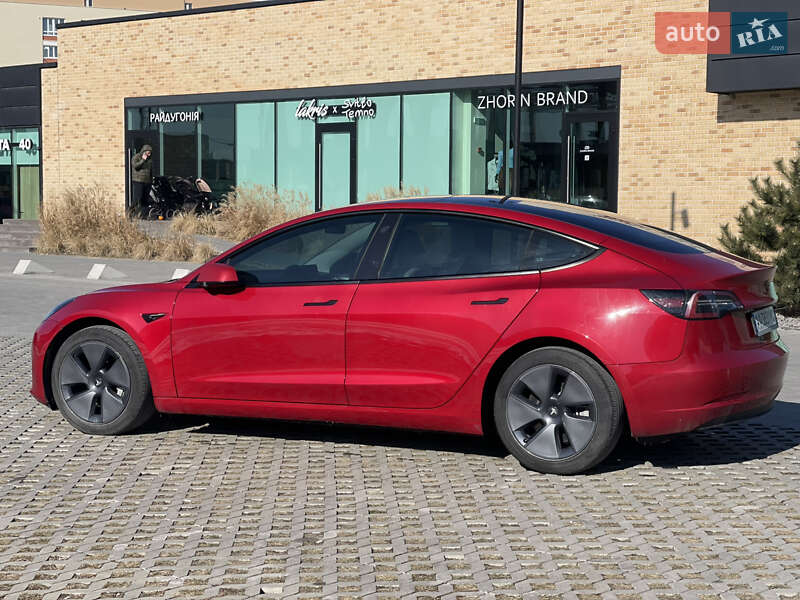 Седан Tesla Model 3 2022 в Львові фото 19 Седан Tesla Model 3 2022 в Львові
