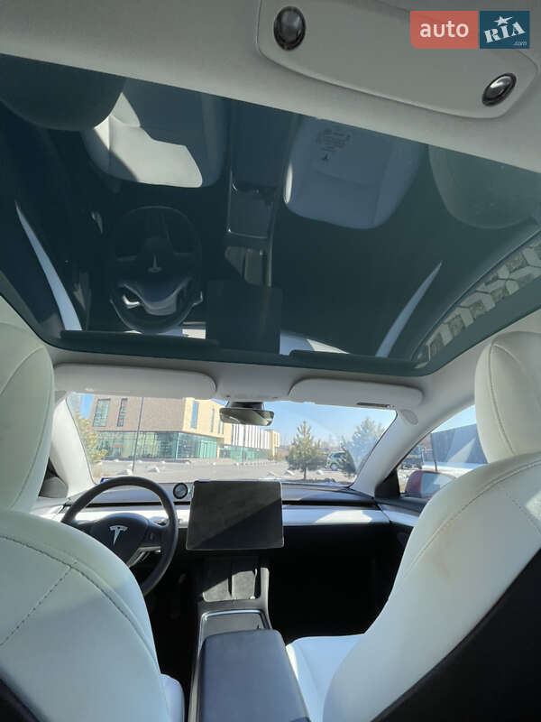 Седан Tesla Model 3 2022 в Львові фото 72 Седан Tesla Model 3 2022 в Львові