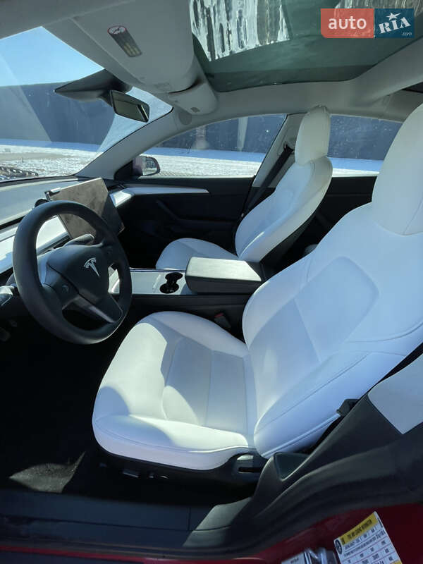 Седан Tesla Model 3 2022 в Львові фото 81 Седан Tesla Model 3 2022 в Львові