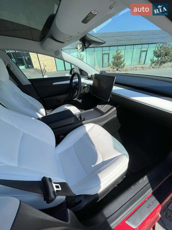 Седан Tesla Model 3 2022 в Львові фото 85 Седан Tesla Model 3 2022 в Львові