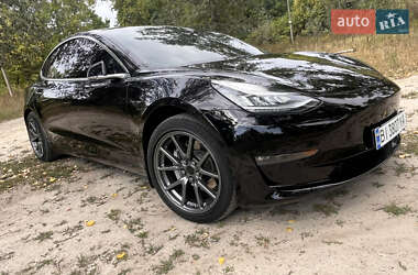 Седан Tesla Model 3 2019 в Кобеляках