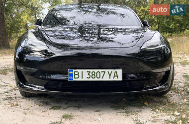Седан Tesla Model 3 2019 в Кобеляках