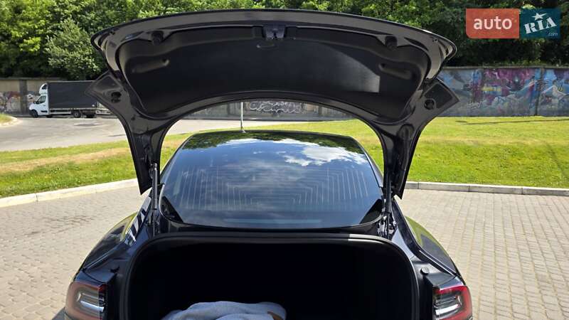 Седан Tesla Model 3 2018 в Львове фото 40 Седан Tesla Model 3 2018 в Львове