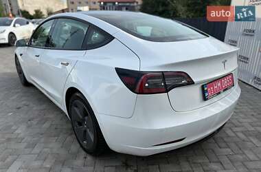 Седан Tesla Model 3 2021 в 