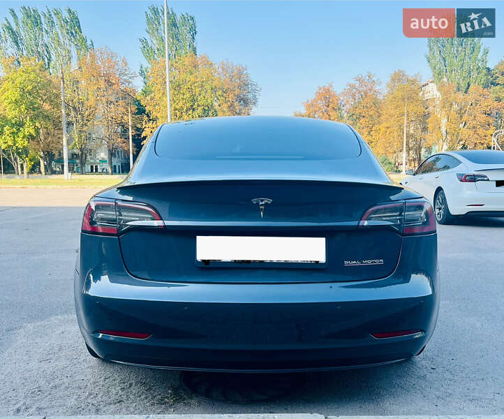 Седан Tesla Model 3 2022 в Запоріжжі фото 3 Седан Tesla Model 3 2022 в Запоріжжі