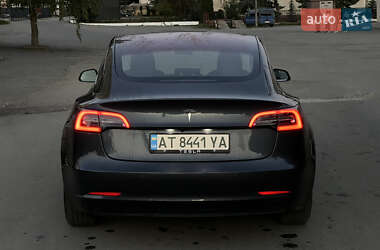 Седан Tesla Model 3 2018 в 
