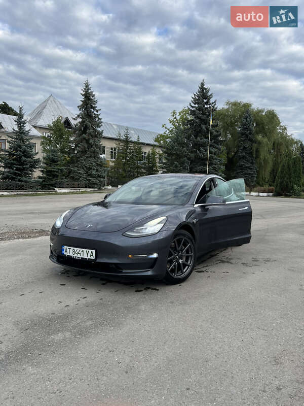 Седан Tesla Model 3 2018 в Ивано-Франковске фото 15 Седан Tesla Model 3 2018 в Ивано-Франковске