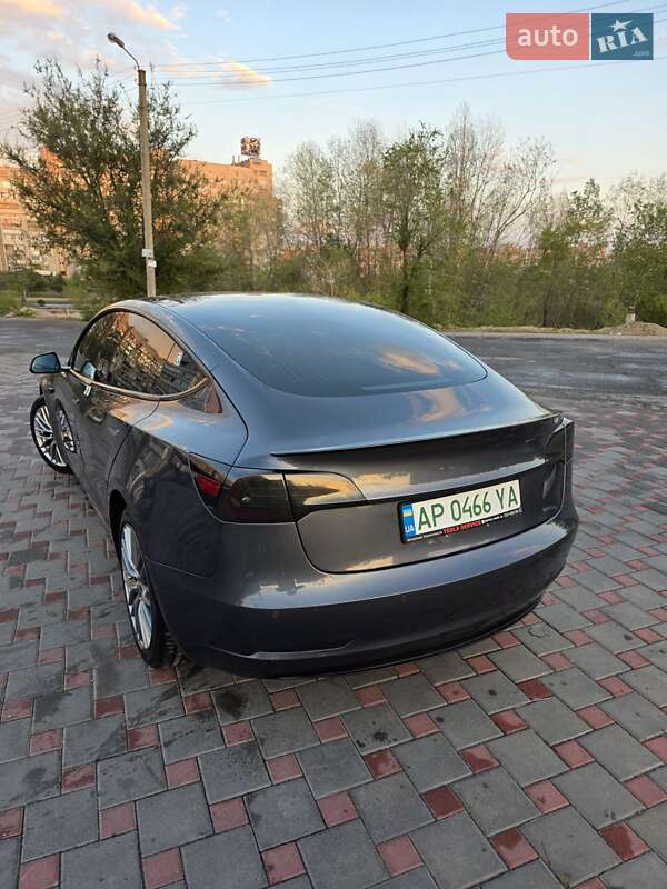 Седан Tesla Model 3 2018 в Запоріжжі