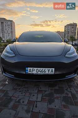 Седан Tesla Model 3 2018 в 