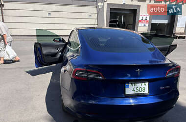 Седан Tesla Model 3 2019 в 