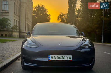 Седан Tesla Model 3 2020 в Киеве фото 2 Седан Tesla Model 3 2020 в Киеве