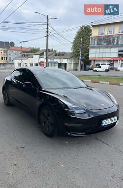 Седан Tesla Model 3 2022 в Черновцах