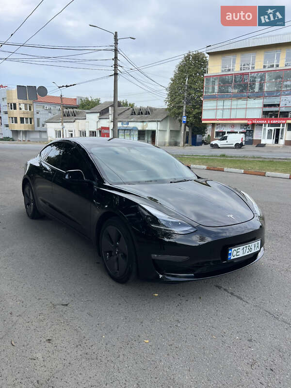 Tesla Model 3 2022