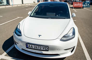 Седан Tesla Model 3 2018 в 