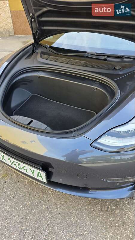 Седан Tesla Model 3 2018 в Харькове фото 30 Седан Tesla Model 3 2018 в Харькове