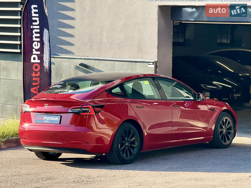 Седан Tesla Model 3 2022 в Харькове