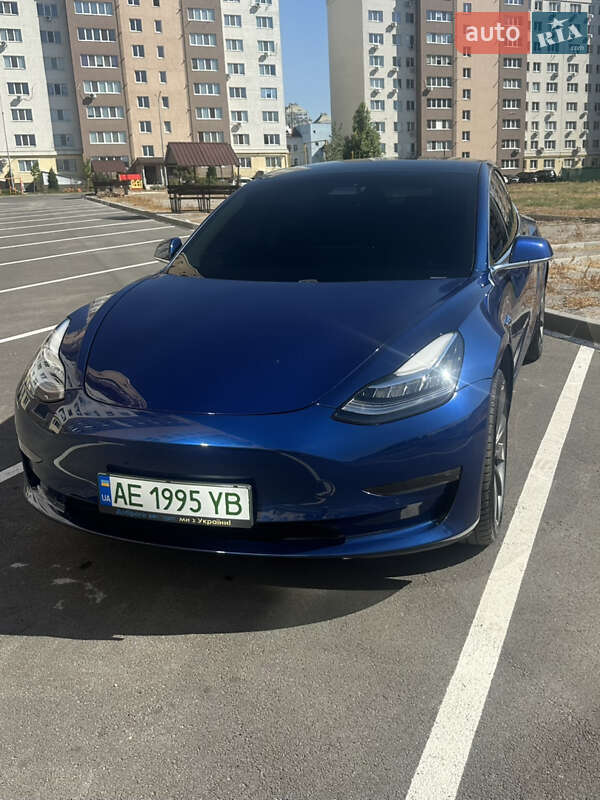 Седан Tesla Model 3 2019 в Дніпрі фото 2 Седан Tesla Model 3 2019 в Дніпрі