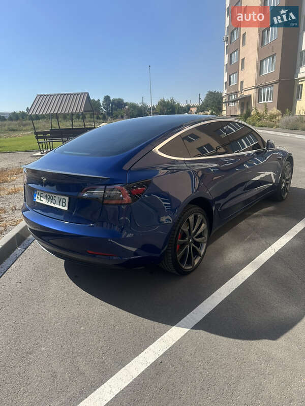 Седан Tesla Model 3 2019 в Дніпрі фото 4 Седан Tesla Model 3 2019 в Дніпрі