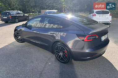 Седан Tesla Model 3 2018 в Киеве