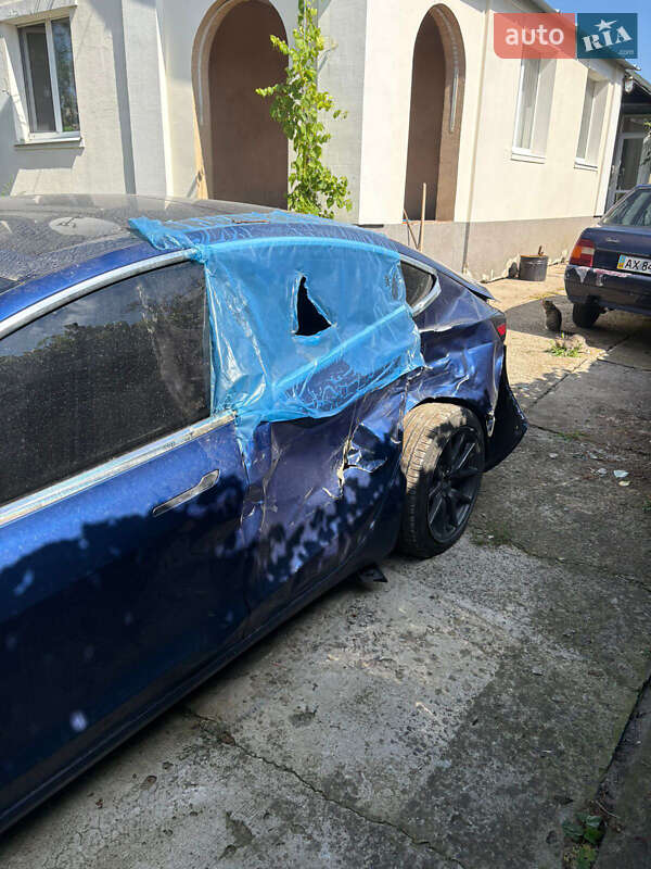 Седан Tesla Model 3 2020 в Харькове