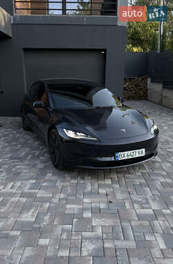 Седан Tesla Model 3 2024 в Хмельницькому