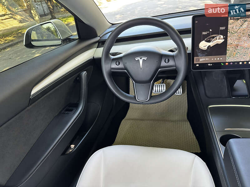 Седан Tesla Model 3 2022 в Харькове фото 34 Седан Tesla Model 3 2022 в Харькове