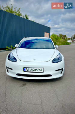 Седан Tesla Model 3 2021 в 