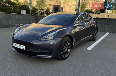 Седан Tesla Model 3 2018 в 