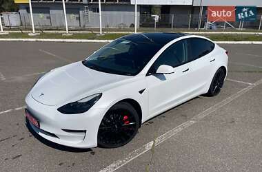 Седан Tesla Model 3 2022 в Києві