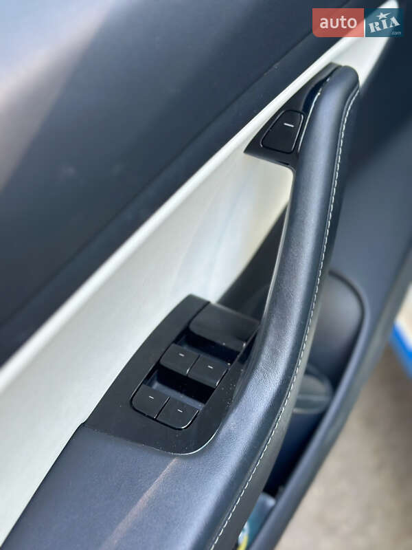 Седан Tesla Model 3 2019 в Одессе фото 20 Седан Tesla Model 3 2019 в Одессе