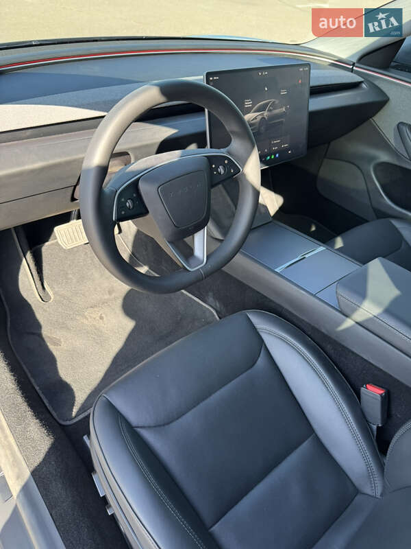 Седан Tesla Model 3 2024 в Василькове