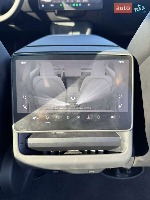 Седан Tesla Model 3 2024 в Василькове