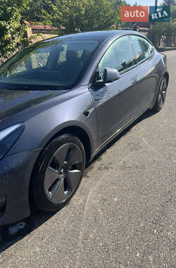 Седан Tesla Model 3 2023 в Львові