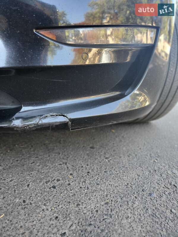 Седан Tesla Model 3 2020 в Одессе