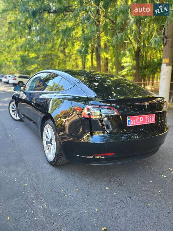Седан Tesla Model 3 2020 в Одессе
