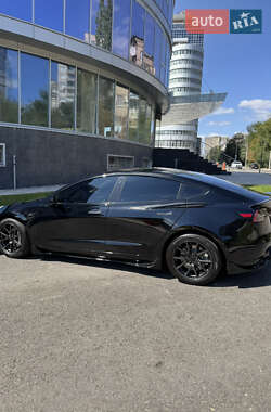 Седан Tesla Model 3 2018 в 