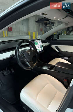 Седан Tesla Model 3 2018 в 
