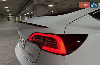 Седан Tesla Model 3 2018 в 