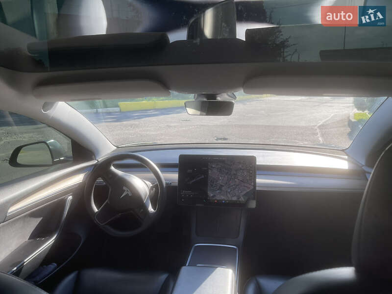 Седан Tesla Model 3 2021 в Харкові
