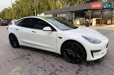 Седан Tesla Model 3 2019 в 