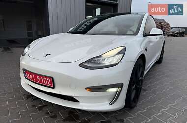 Седан Tesla Model 3 2019 в 