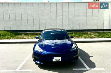 Седан Tesla Model 3 2019 в 