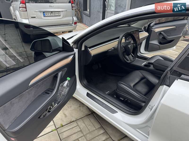 Седан Tesla Model 3 2021 в Харькове