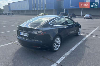 Седан Tesla Model 3 2019 в Кременчуці