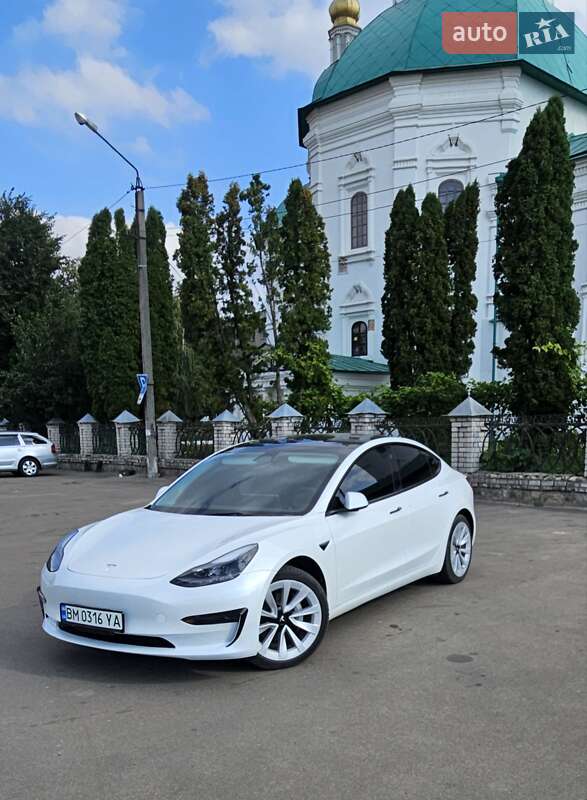 Седан Tesla Model 3 2023 в Києві
