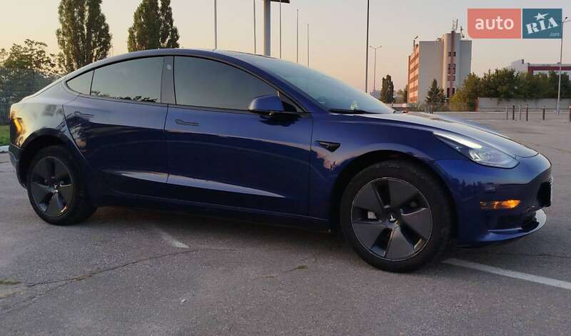 Седан Tesla Model 3 2021 в Харькове