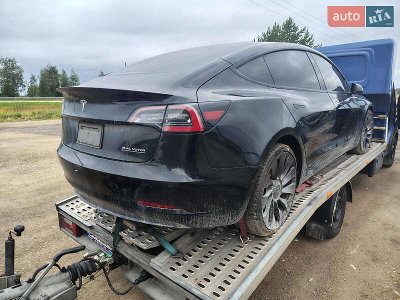 Седан Tesla Model 3 2021 в Тернополі